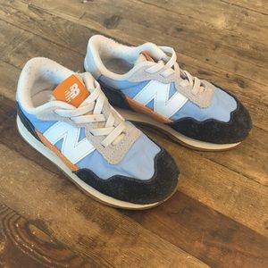 New Balance 237